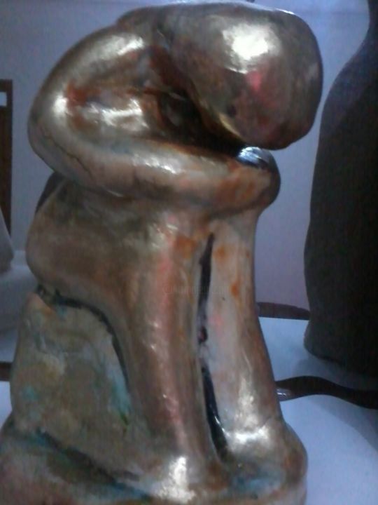 Sculpture titled "Sans Famille" by Vegeto, Original Artwork, Casting