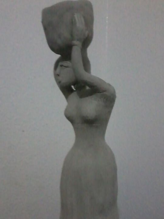 Sculpture titled "Porteuse d'eau" by Vegeto, Original Artwork, Clay