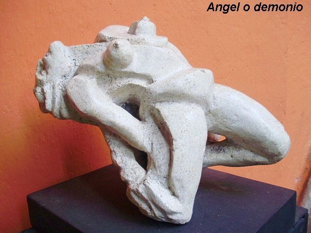 Escultura titulada "angel o demonio" por Francisca Verd, Obra de arte original