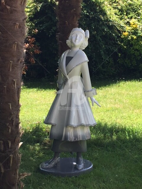Скульптура под названием "Marie 1/1.jpg" - Véronique Clanet, Подлинное произведение искусства, Смола