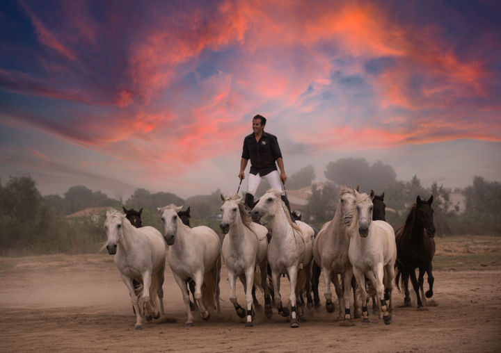 Fotografía titulada "L'homme qui murmure…" por Geneviève Molinier-Mestre, Obra de arte original, Fotografía digital