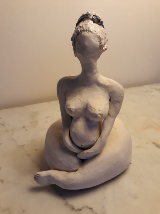 Sculpture intitulée "La pudique Alice" par Véronique Ghenne, Œuvre d'art originale, Argile