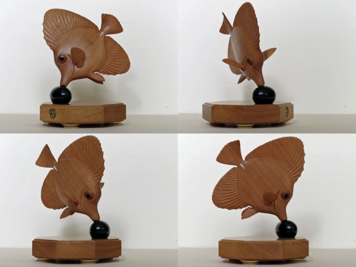 Sculptuur getiteld "Zebrasoma fish" door Victor Utcin, Origineel Kunstwerk, Hout
