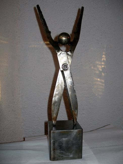 Sculpture titled "LE VAINQUEUR" by Gerard Lami, Original Artwork