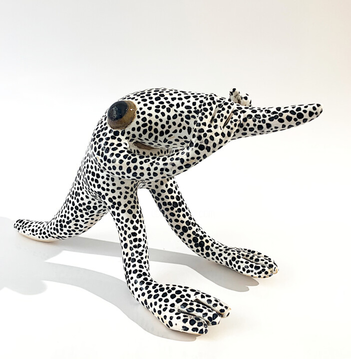 Sculpture titled "Courage" by Viktor Zuk, Original Artwork, Ceramics