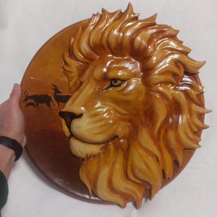 Sculpture titled "Panel lion" by Viktoria Palamarchuk, Original Artwork, Acrylic