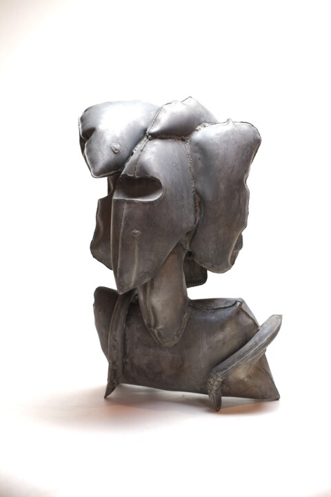 Sculpture intitulée "bust of the beautif…" par Vilgeniy Melnikov, Œuvre d'art originale, Métaux