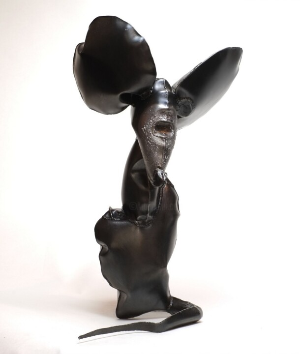 Skulptur mit dem Titel "Mickey Mouse 2020" von Vilgeniy Melnikov, Original-Kunstwerk, Metalle