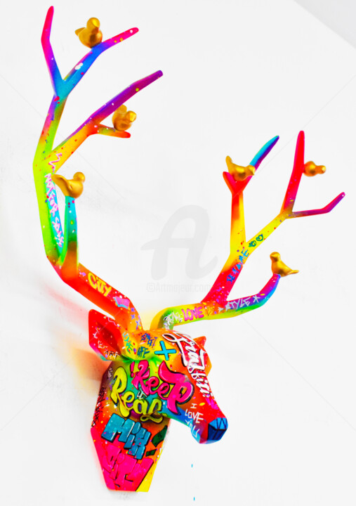 Sculpture titled "DEER POP" by Vincent Bardou, Original Artwork, Acrylic