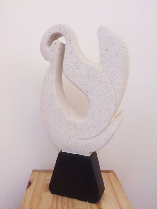 Sculpture titled "TCHOULE" by Vincent Cassagne, Original Artwork, Mixed Media