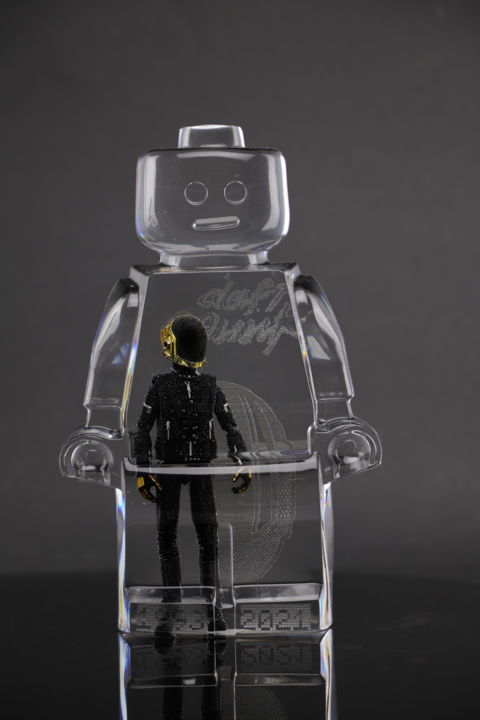 Sculpture titled "Daft Punk GUY MANUE…" by Vincent Sabatier (VerSus), Original Artwork, Resin