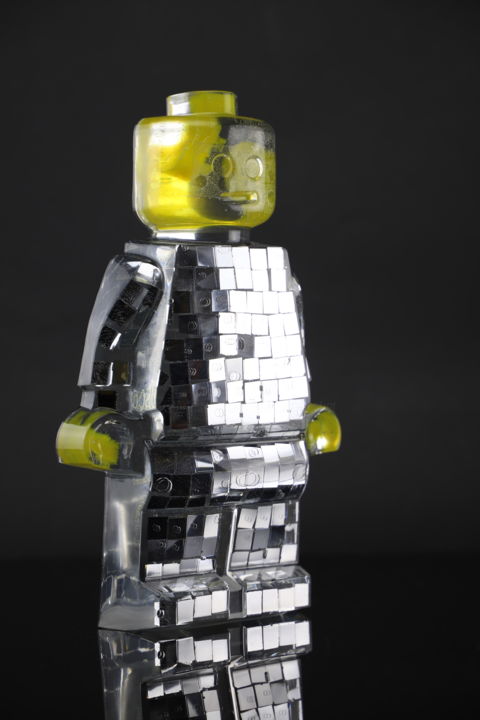 Sculpture titled "Legodisco N°03/08" by Vincent Sabatier (VerSus), Original Artwork, Casting