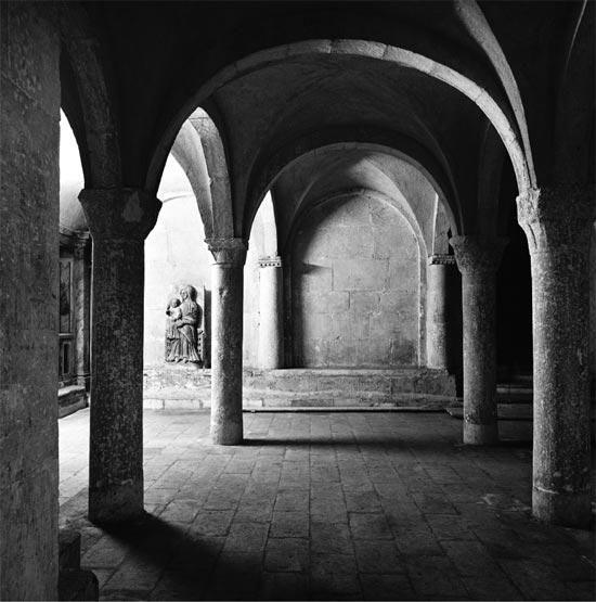 Photography titled "cripta cattedrale d…" by Virgilio Del Boccio, Original Artwork