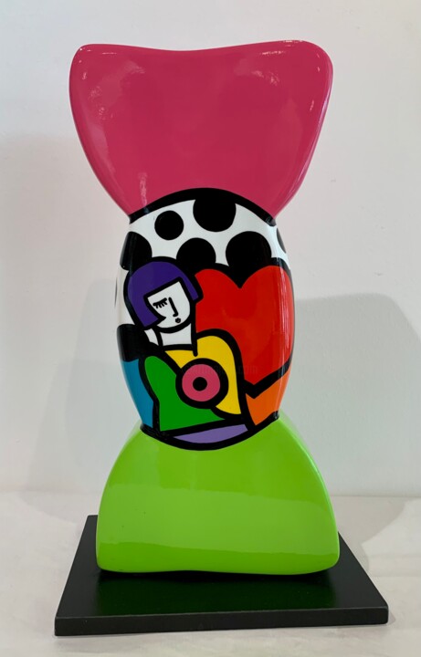 Sculpture titled "Sweet love" by Virginia Benedicto, Original Artwork, Resin