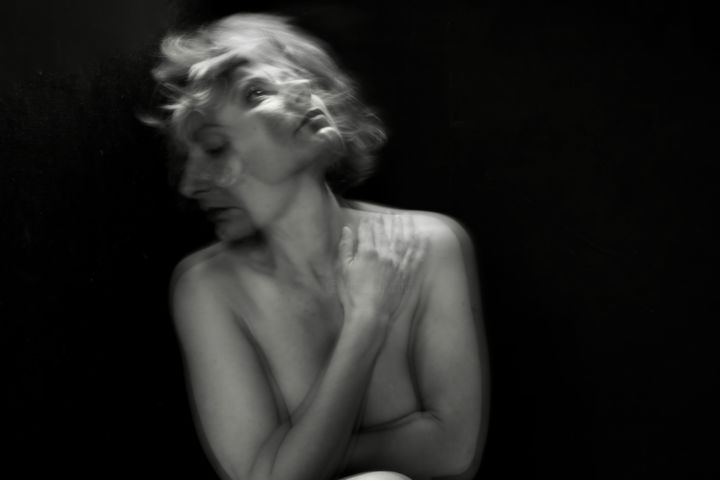 Фотография под названием "Se (dé)saisir, 4/9." - Virginie Boutin, Подлинное произведение искусства, Цифровая фотография