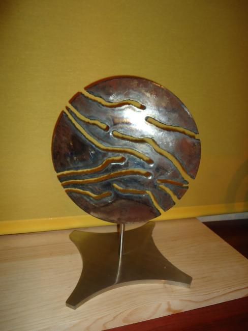 Sculptuur getiteld "desgarro lunar" door Vitolo, Origineel Kunstwerk