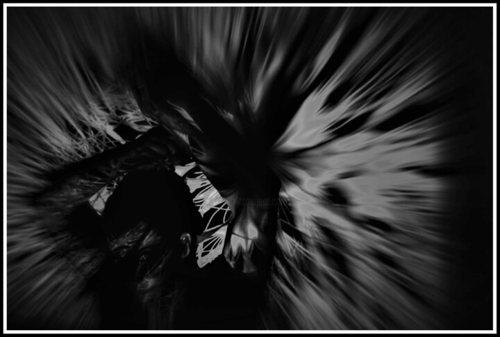 「ΑΝΑΚΑΛΥΠΤΟΝΤΑΣ ΣΤΙΓ…」というタイトルの写真撮影 Vivi Daskalopoulouによって, オリジナルのアートワーク, デジタル