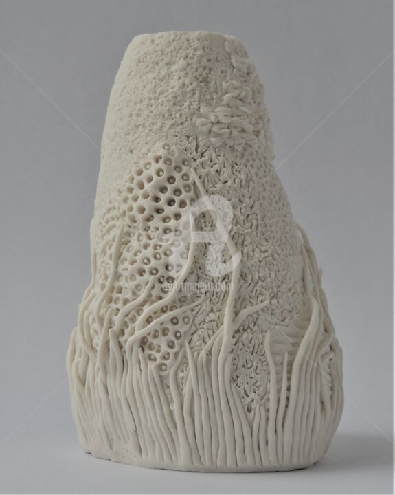 Скульптура под названием "Rocher herbes" - Viviane Thelen, Подлинное произведение искусства, Керамика