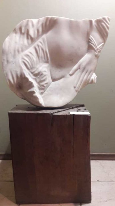 Скульптура под названием "Neznakomka" - Vladimir Kolesnikov, Подлинное произведение искусства, Камень
