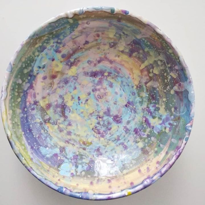 Художественная композиция под названием "Rainbow plate" - Victoria Martovskaya, Подлинное произведение искусства, Столовое и…