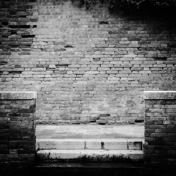 Photography titled "Brick Wall #2" by Thècle, Original Artwork