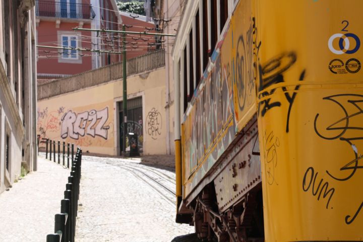 Fotografia intitolato "Un tramway nommé dé…" da Thècle, Opera d'arte originale