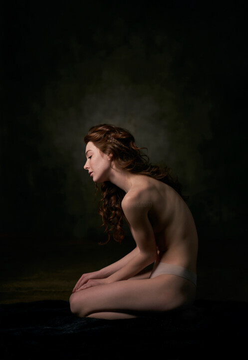 Photographie intitulée "Daria 2022" par Natasha Vysotskaya, Œuvre d'art originale, Photographie numérique
