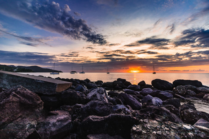 Fotografie getiteld "Sunset on the rocks" door Willy Joseph-Louis, Origineel Kunstwerk, Digitale fotografie