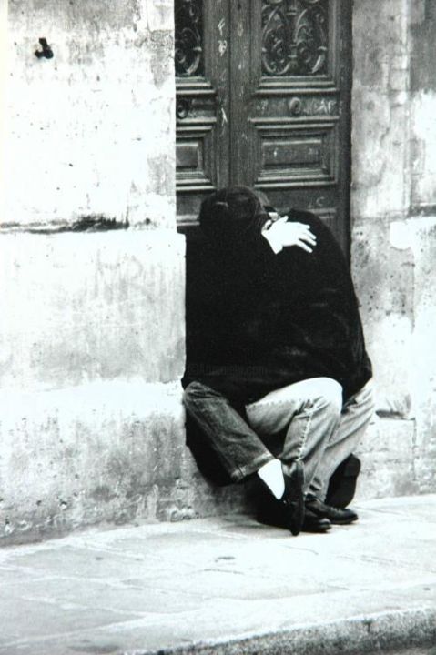 Photographie intitulée "Amoureux, Paris 91" par Weepee, Œuvre d'art originale