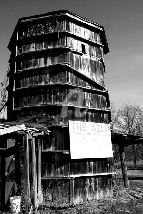 Photography titled "Wood Silo Redreamed" by Redreamer, Original Artwork
