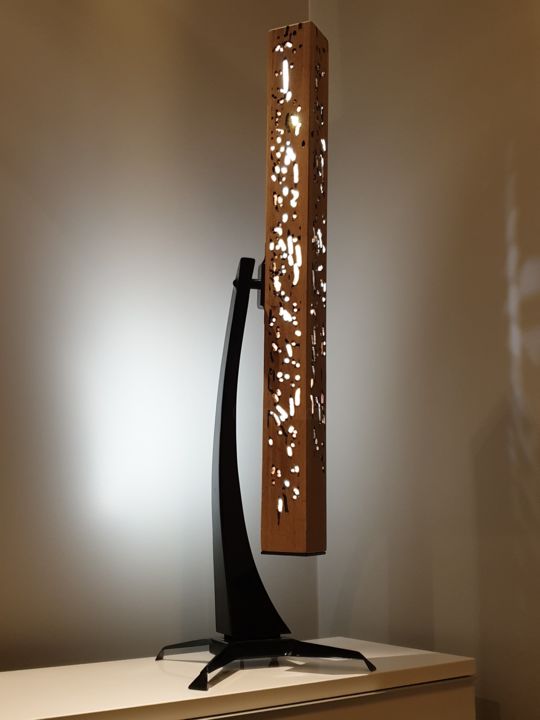 「Luminaire sur pied」というタイトルのデザイン Michel Labbéによって, オリジナルのアートワーク, ランプ