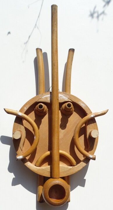 Sculpture titled "Démon" by Wa Wong, Original Artwork, Wood