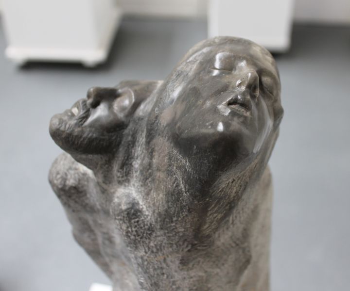 Escultura intitulada "I Made It In Sadnes…" por Wojciech Pietranik, Obras de arte originais, Pedra