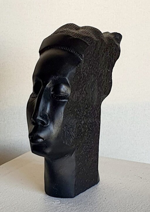 Sculpture titled "GIVE US A KISS" by Wojciech Pietranik, Original Artwork, Stone