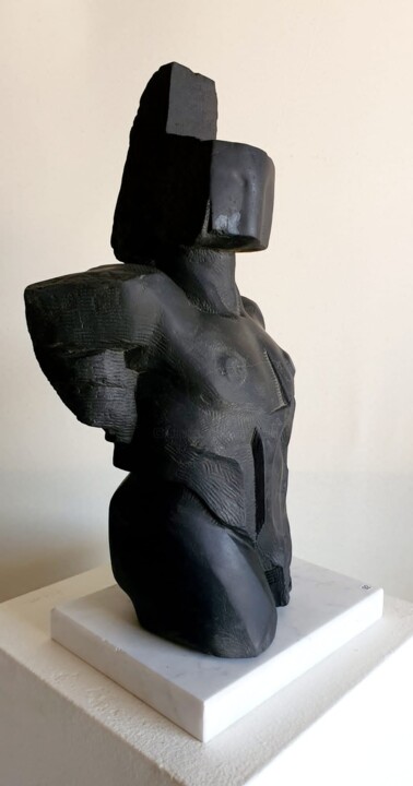 Sculpture intitulée "ARES" par Wojciech Pietranik, Œuvre d'art originale, Pierre