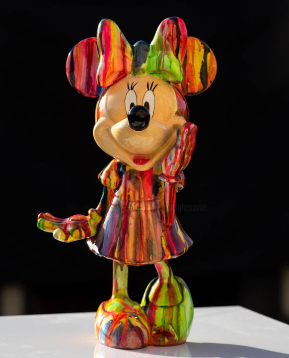 Sculpture titled "Minnie Pop Art" by Xavier Wttrwulghe, Original Artwork, Resin