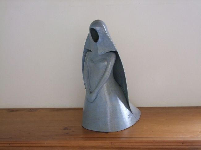 Sculpture titled "The Lady of Heart" by Xavier Jarry-Lacombe, Original Artwork, Ceramics
