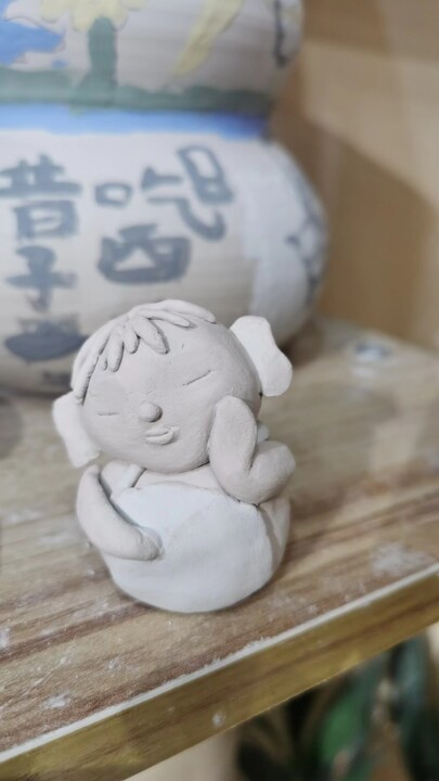 Sculpture titled "Kid（ceramic maker）" by Yan Liu, Original Artwork, Ceramics