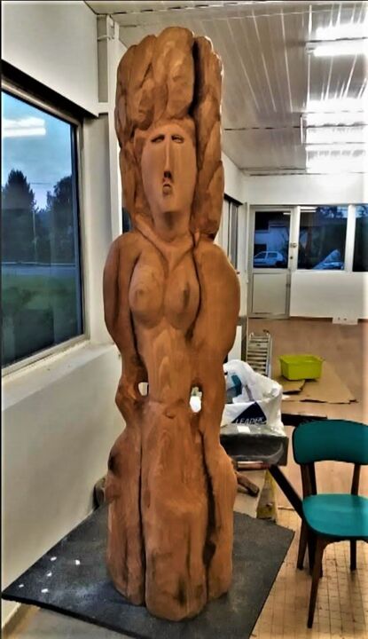 Sculpture titled "Nostra Dama Des Bois" by Yann Raufaste (YASKA), Original Artwork, Wood