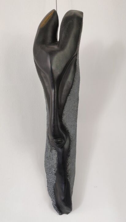 Sculptuur getiteld "ZIM CERYNIE" door Yann Raufaste (YASKA), Origineel Kunstwerk, Steen Gemonteerd op Steen