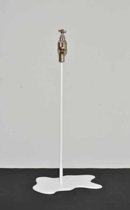 Sculpture intitulée "Le liquide blanc 2" par Yannick Bouillault, Œuvre d'art originale, Métaux