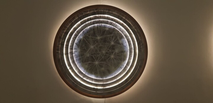 「divine light "polle…」というタイトルのデザイン Yannick Hervy (goin2)によって, オリジナルのアートワーク, ランプ