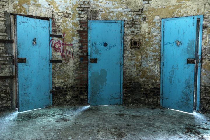 Fotografie getiteld "Prison 15H #36" door Yannick Vandermolen, Origineel Kunstwerk