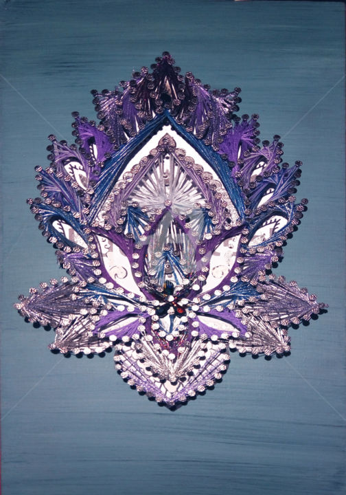 Textile Art titled "Prière" by Muriel Courtioux, Original Artwork, Thread
