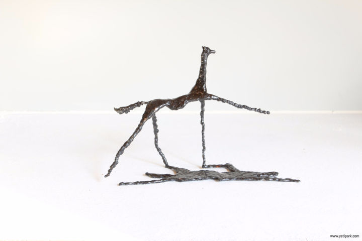 Sculpture intitulée "ombre_2" par Yeaji Park, Œuvre d'art originale, Métaux