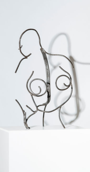 Sculpture titled "Anonymous metallic…" by Yez, Original Artwork, Metals