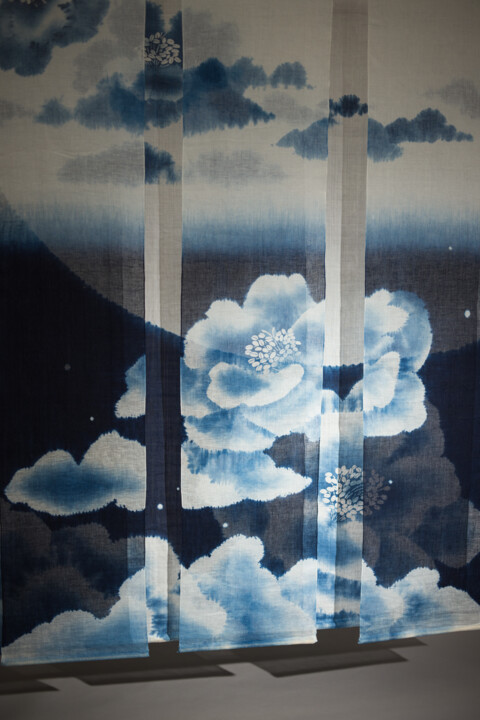 Textilkunst mit dem Titel "Invitation from the…" von Yoko Kamitani, Original-Kunstwerk, Tapisserie