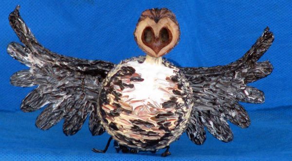 Artesanato intitulada "coruja" por Yuri.Maia, Obras de arte originais