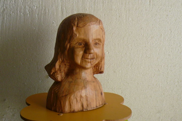 Sculpture titled "fillette perplexe" by Yves Le Mauff, Original Artwork, Wood