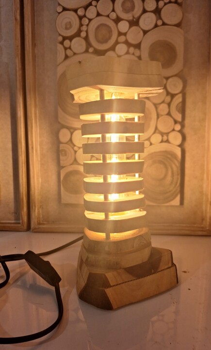 "WOOD LIGHT" başlıklı Design Zack Abdmouleh tarafından, Orijinal sanat, Ahşap